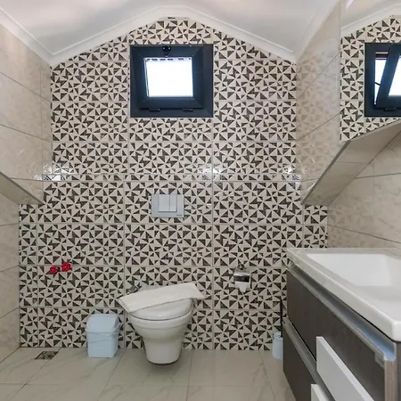 Hisar 2 - 4 Bedroom In Hisaroenue Villa Fethiye