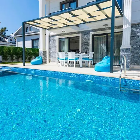 Hisar 2 - 4 Bedroom In Hisarönü